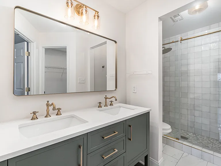 2512 Cranbrook Ln #1-10 — Photo 8