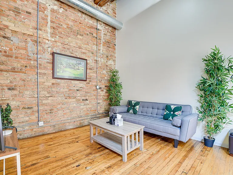 1503 S Michigan Ave #2 — Photo 9