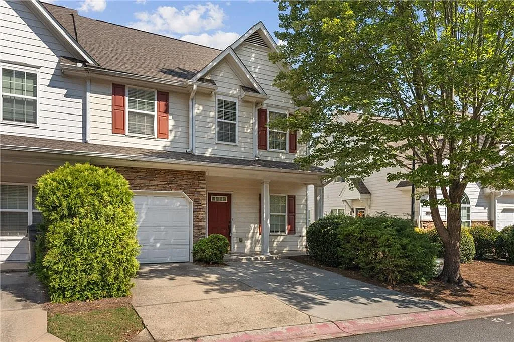 3 bed, 2.5 bath, 1796 sqft, $2,600 — Photo 1