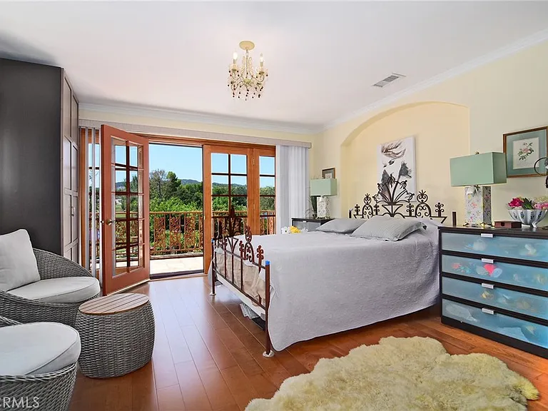 18690 Pasadero Dr — Photo 37