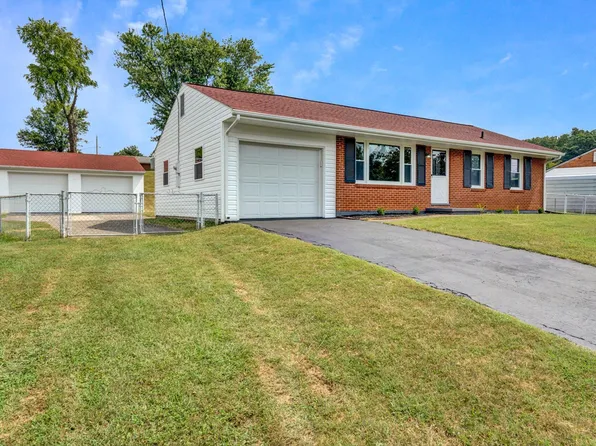 956 Shelbourne Ave, Vinton, VA 24179