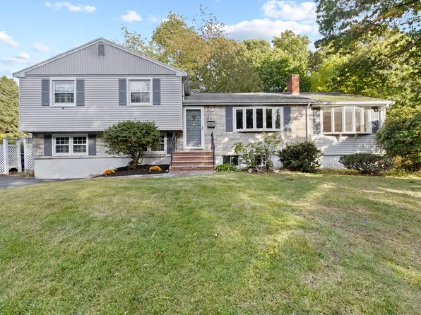 18 Cardinal Ct, Braintree, MA 02184