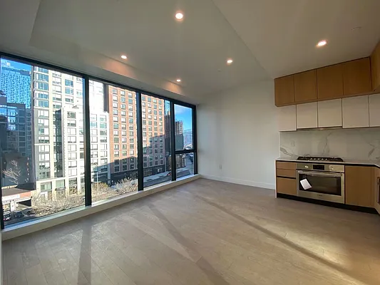 Rented by Lin Pan Realty Group LLC | media 14