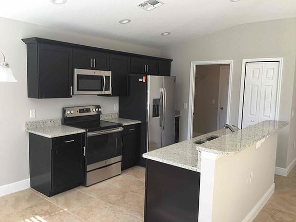 3rd image of 399 W Aster Ct