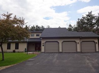 1320 Lancer Ct, Reedsburg, WI 53959