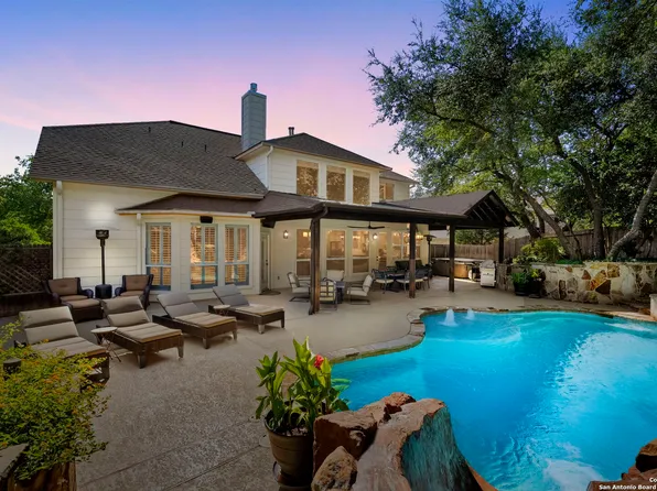 15902 Socorro Falls, Helotes, TX 78023