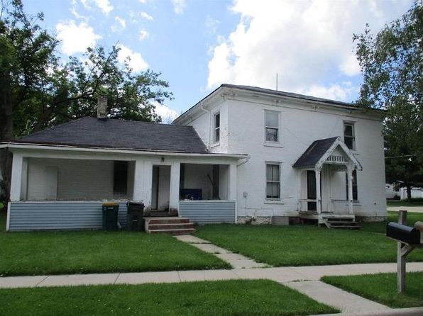 401 South College Avenue, Fox Lake, WI 53933