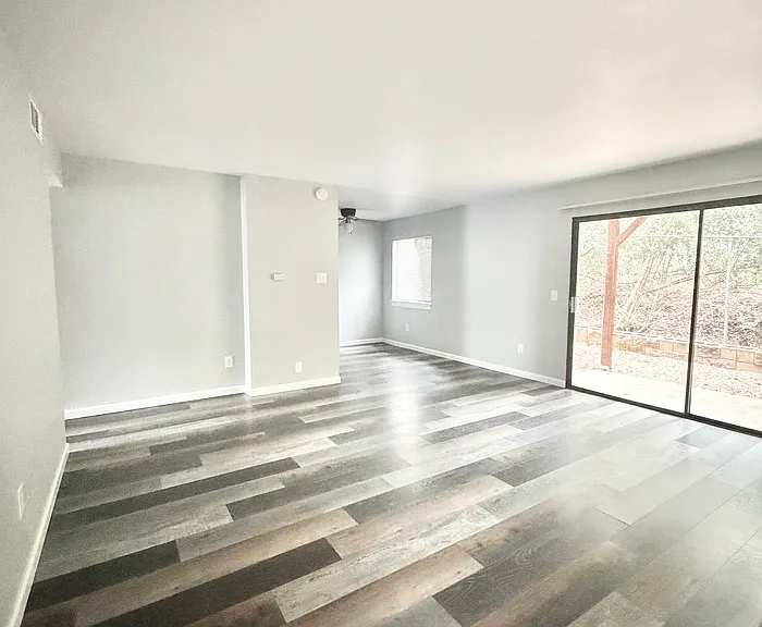 204 Pine St — Photo 1