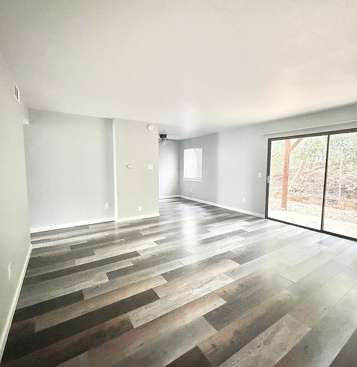 1st image of 204 Pine St