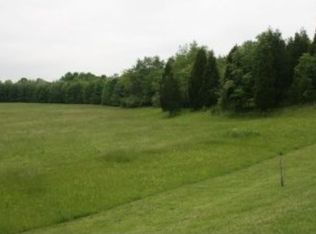 1433 N Meadowwood Ln, Martinsville, IN 46151