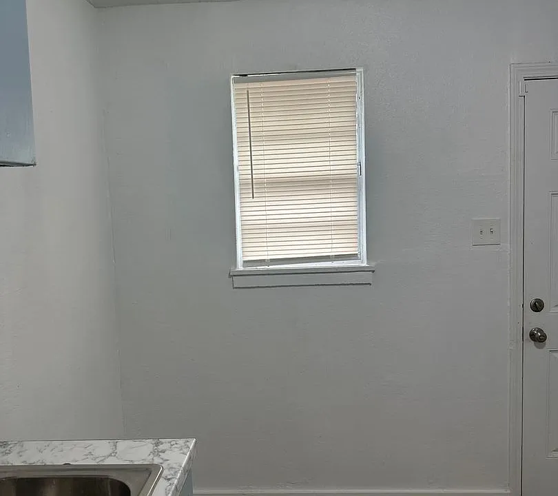1344-1346 Hyde Pk Blvd