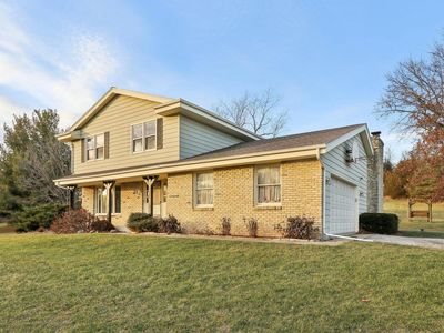619 Denbigh GREEN, Wales, WI, 53183