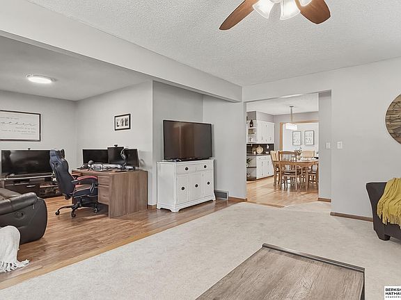 5th image of 507 E Fulton St
