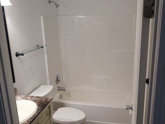 5th image of 3142 Yale Dr #3144