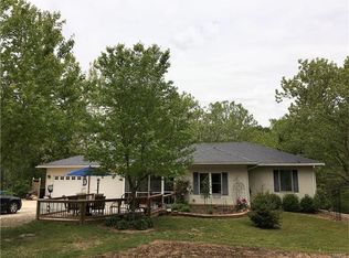 126 Quail Hollow Rd, Greenville, IL 62246