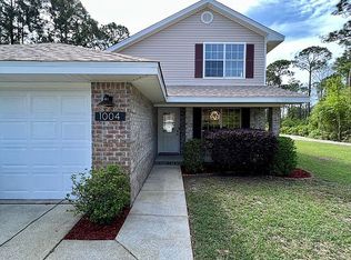 1004 Freeport Ct, Mary Esther, FL 32569