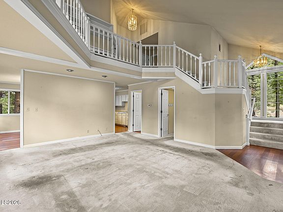 5th image of 6085 Philoree Ln