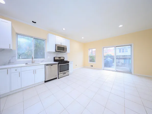 4 Marisa Court image 7 of 30