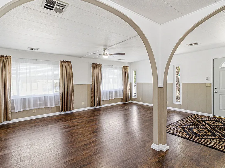 1309 Coronado Dr — Photo 1