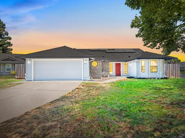 633 Holly Ct, Galt, CA 95632