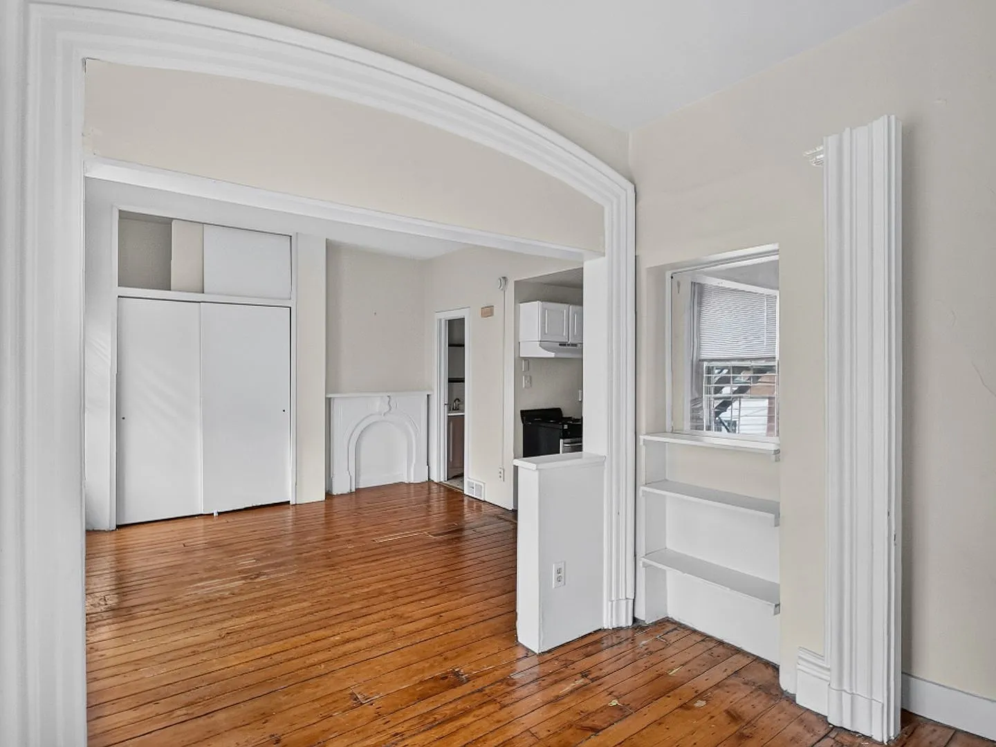 42 Trumbull Street — Photo 4