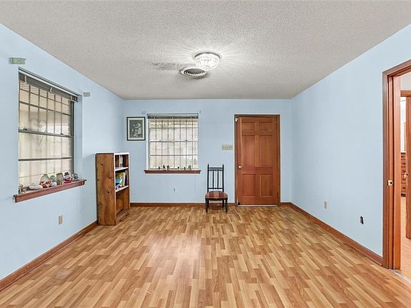 4th image of 1053 Focis St