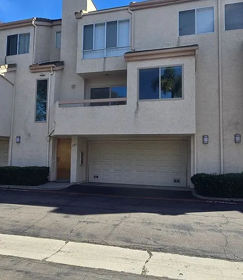 6110 Calle Mariselda #102 — Photo 24