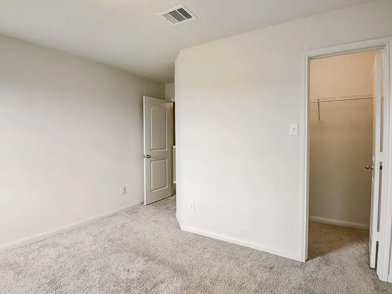 26035 Allan Poe Dr — Photo 8