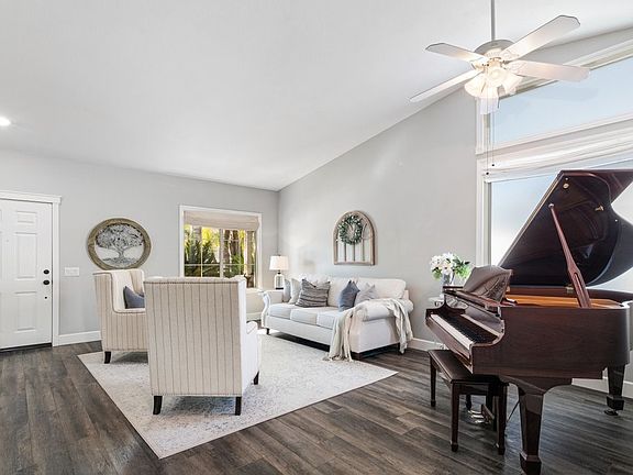 3rd image of 32848 Freesia Way