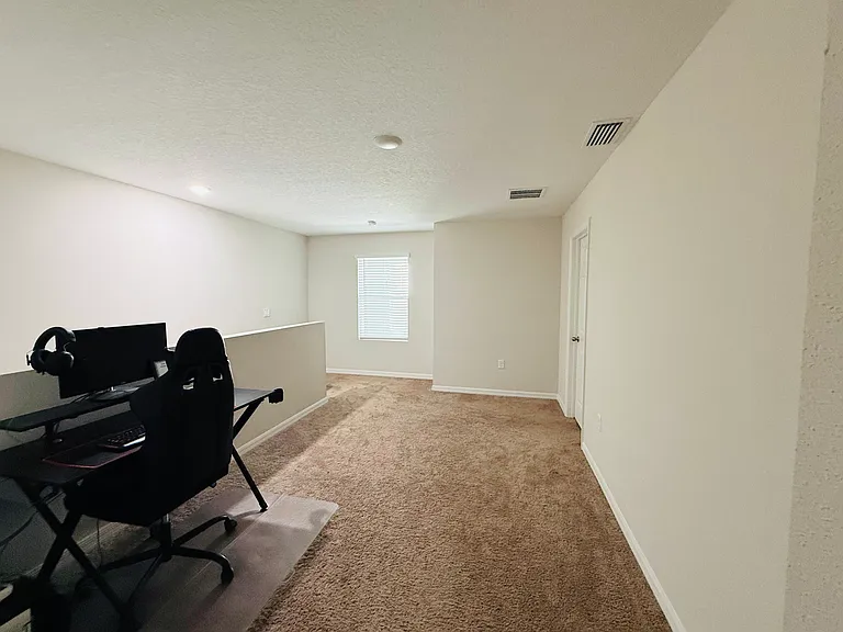 3857 Geranium Ave — Photo 10
