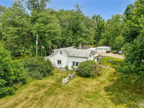 1925 S Bird Rd, Springfield, OH 45505