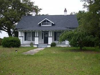 1st image of 3345 W Turbeville Hwy