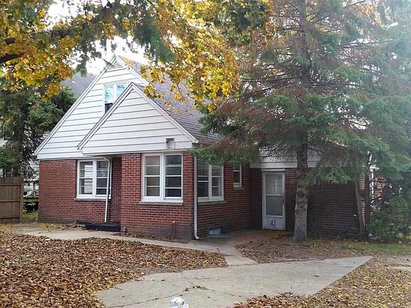 2nd image of 709 Blackhawk Blvd