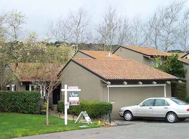 1st image of 752 Country Club Dr Unit 1