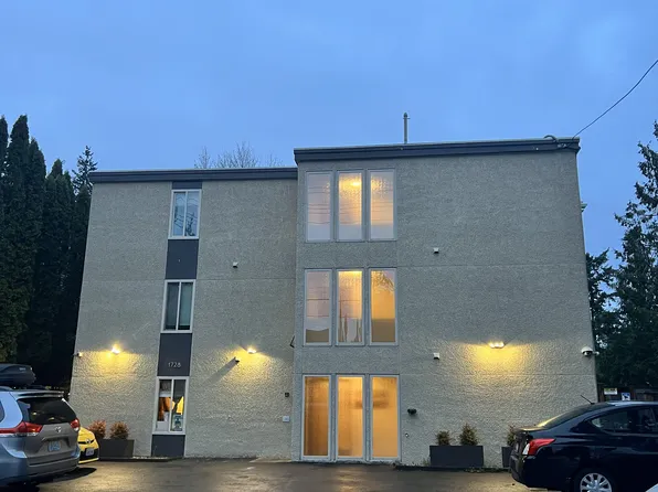 1728 NE 145th St APT 203, Seattle, WA 98155