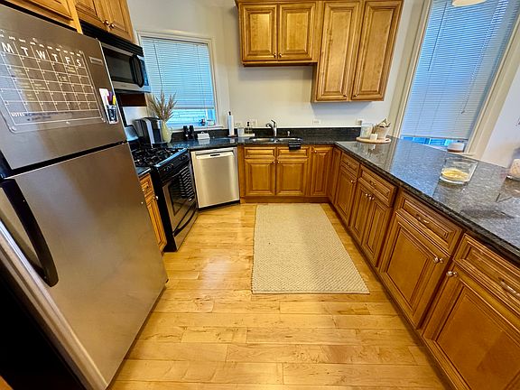 5th image of 2333 N Kimball Ave #2