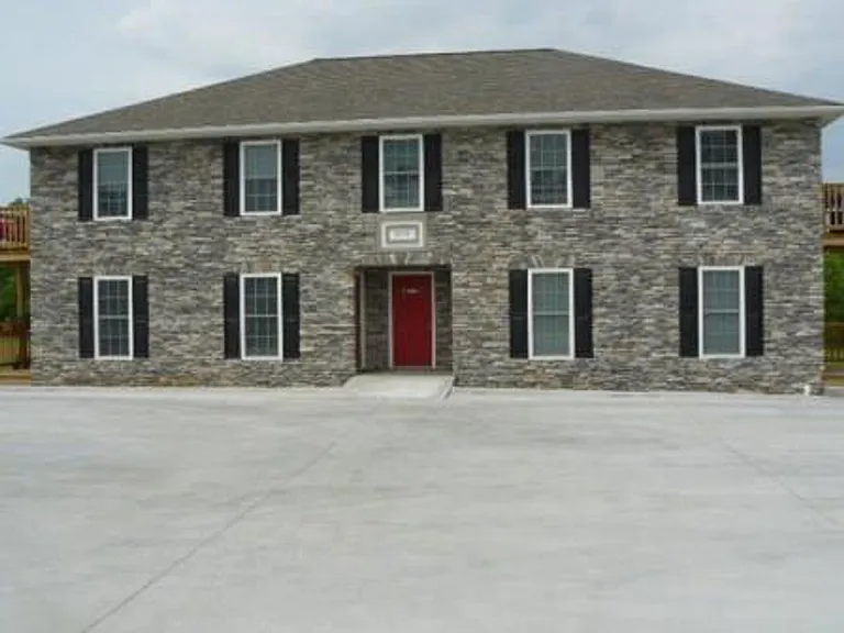 309 Ymca Way — Photo 1