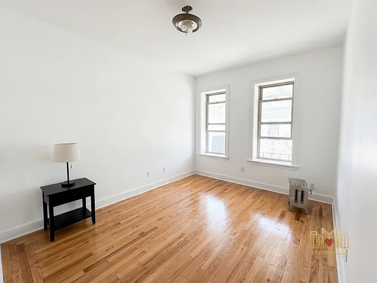 207 E 96th St #1R — Photo 3