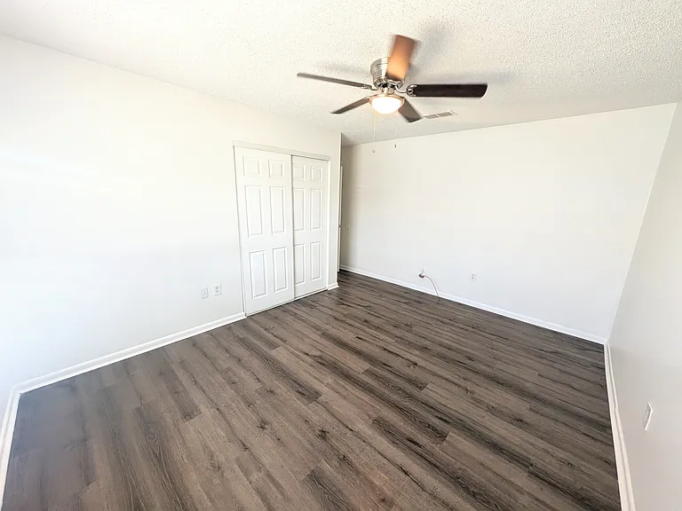 1132 Gilmore Ave #1132 — Photo 9