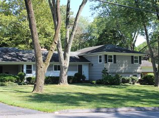 6 Dorchester Dr, Rye Brook, NY 10573