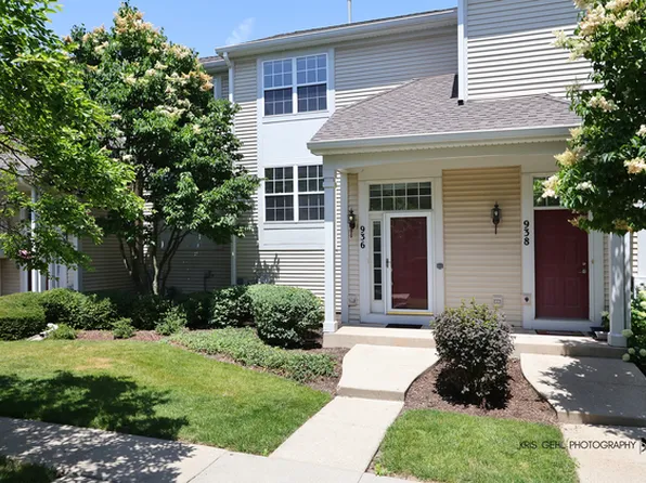 936 S Darla Ct, Waukegan, IL 60085