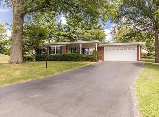 1118 Trieste Dr, Saint Louis, MO