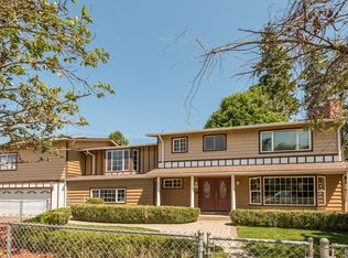 956 Field Ave NE, Renton, WA 98059