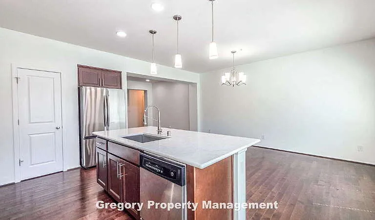 10394 157th Pl NE #104 — Photo 24