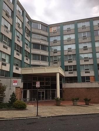 2nd image of 101 Mulberry St APT G4
