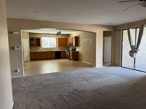 5th image of 44256 W Eddie Way