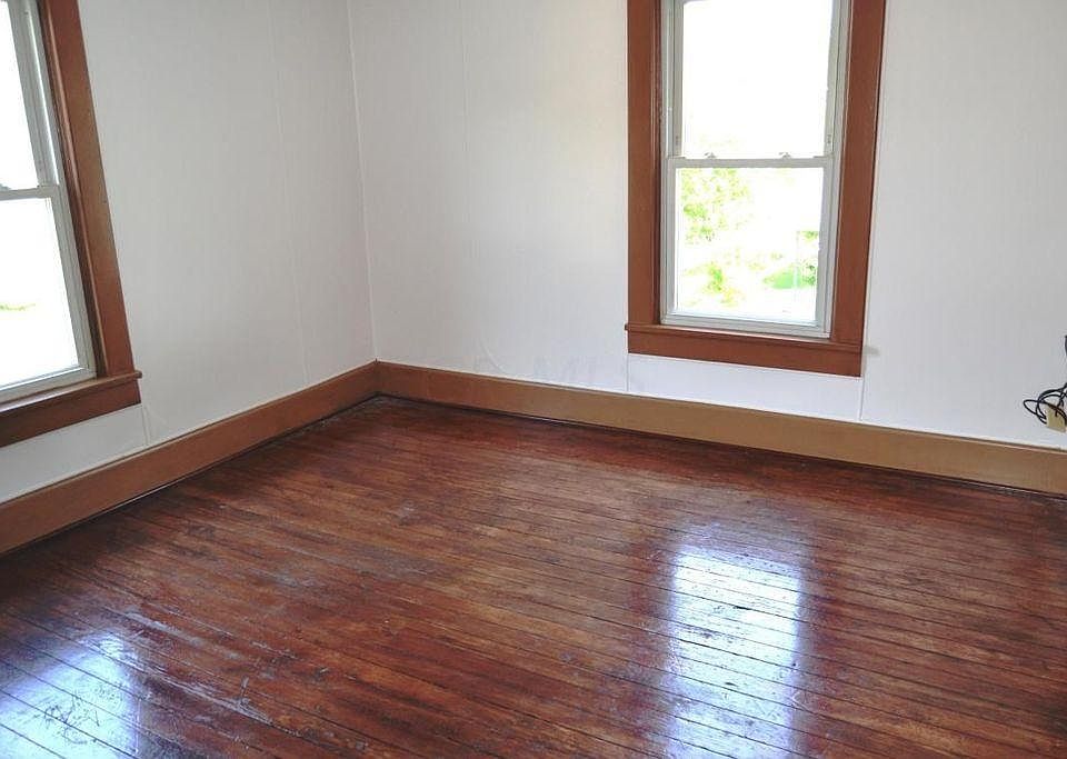 1st image of 31 Cheshire St