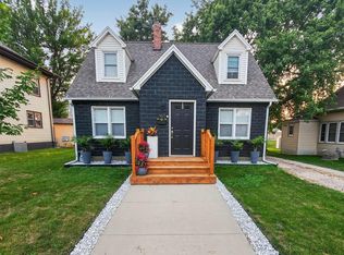 1611 5th St, Gilbertville, IA