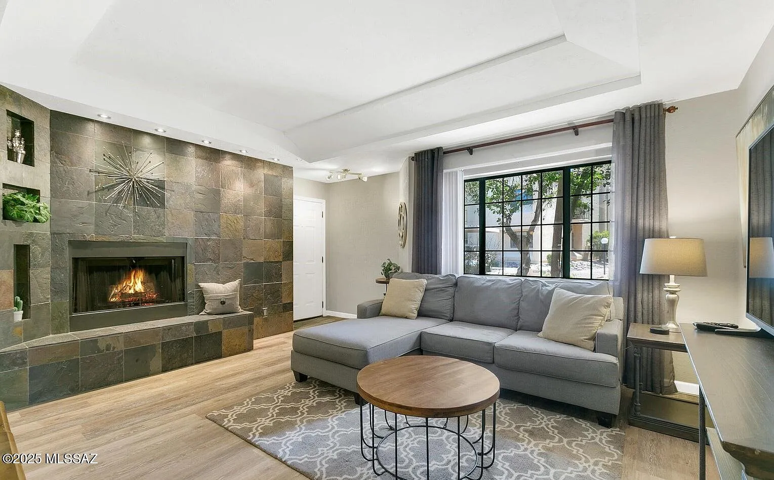 1 bed, 1.0 bath, 753 sqft, $1,800 — Photo 1