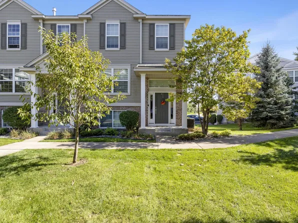 15220 Fanning Dr N, Hugo, MN 55038